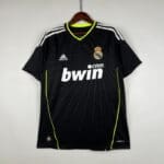 Real Madrid 2010-11 Away Kit