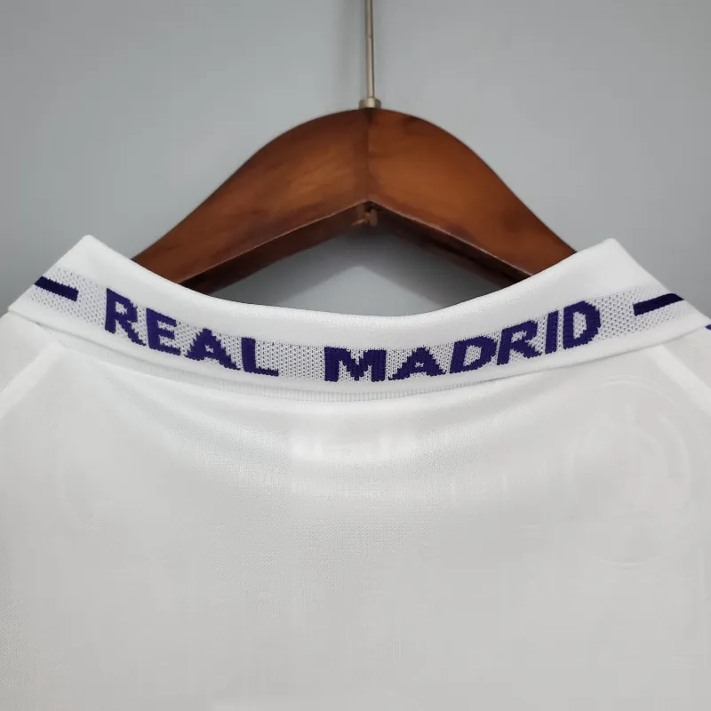 Real Madrid 1996-97 Home Kit - Image 6