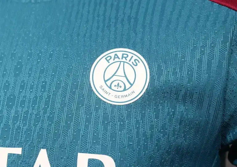 PSG 24/25 Strike Elite Kit – Player Version - Image 3
