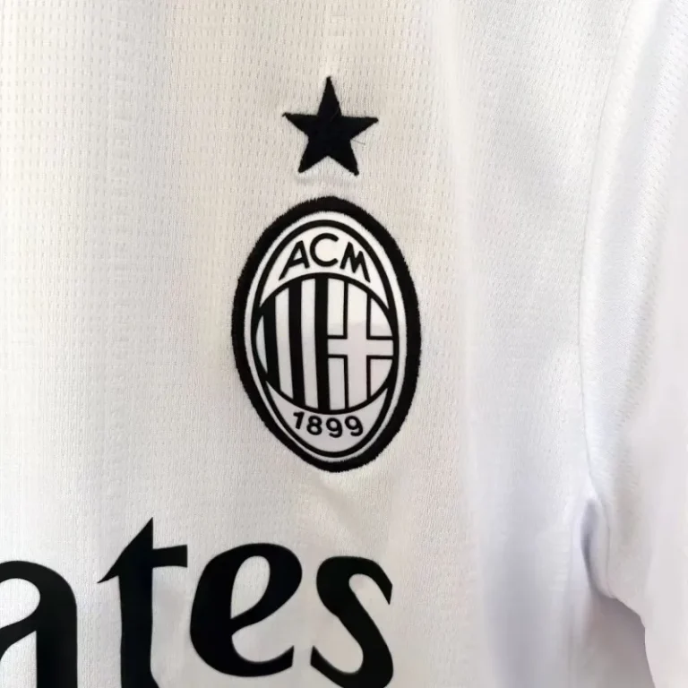 AC Milan 24/25 Away kit - Fan Version - Image 2