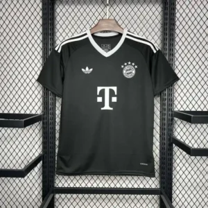 Bayern Munich 24/25 Black Training Suit – Fan Version