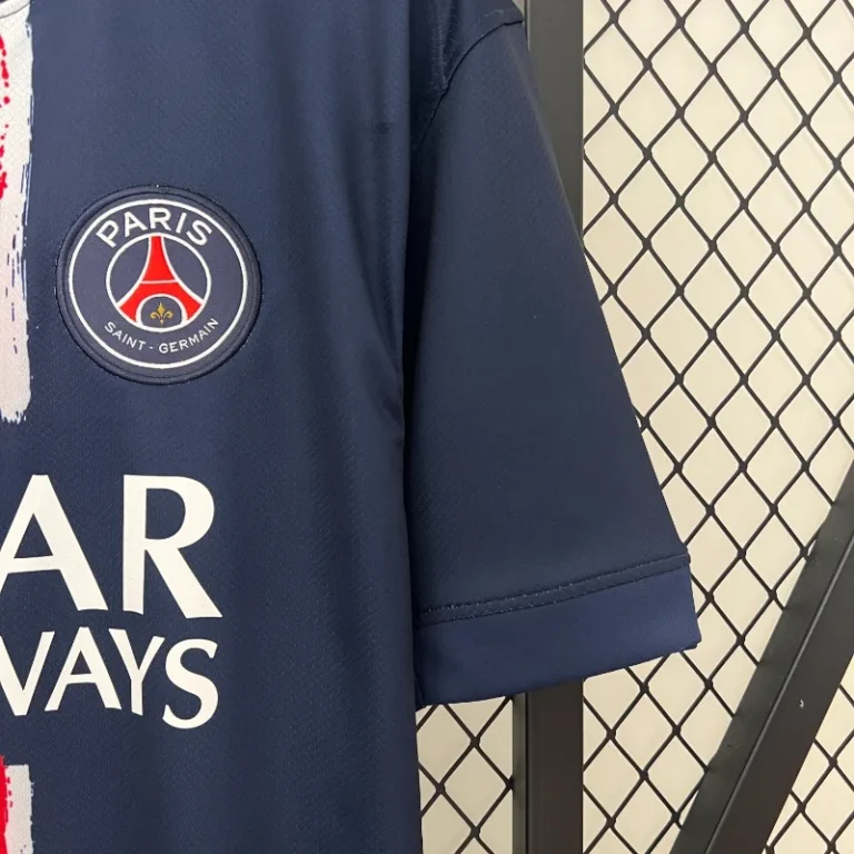 PSG 24/25 Home Kit - Fan Version - Image 4