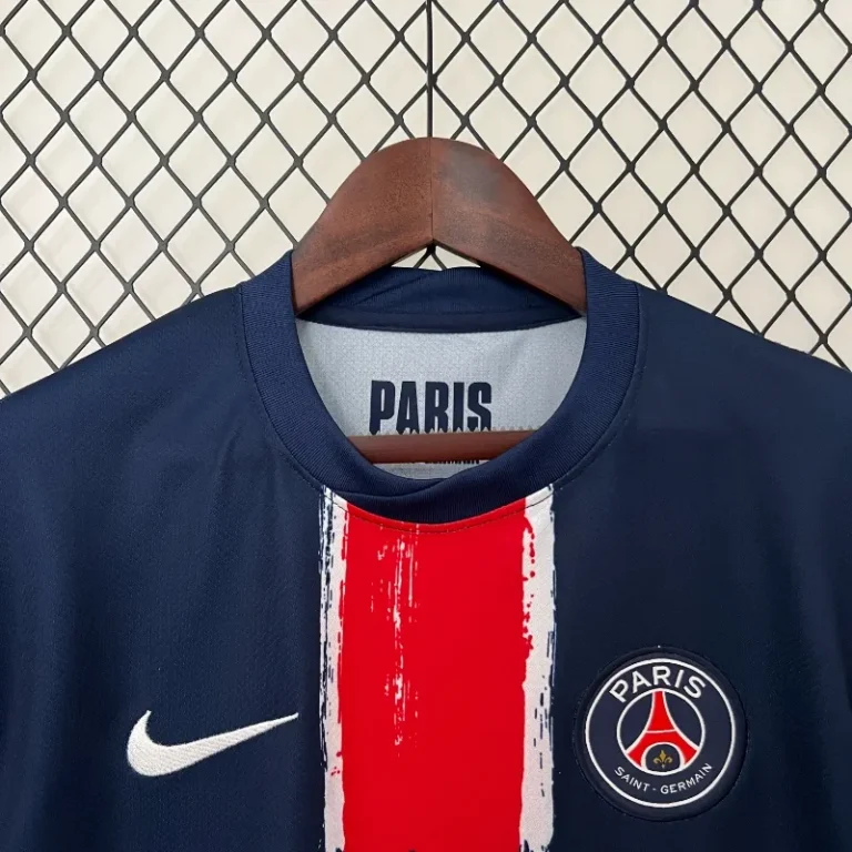 PSG 24/25 Home Kit - Fan Version - Image 6