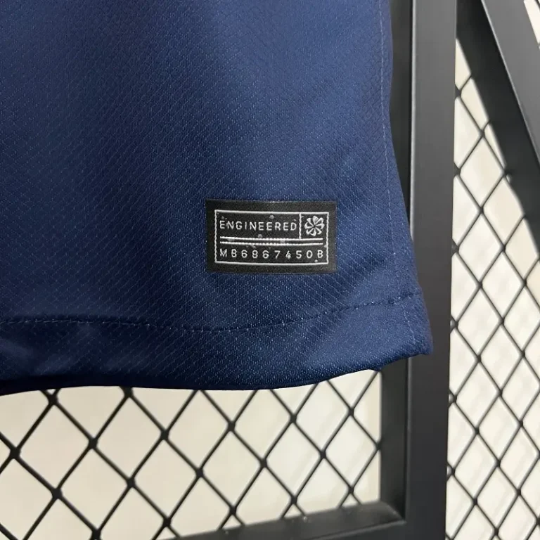 PSG 24/25 Home Kit - Fan Version - Image 5