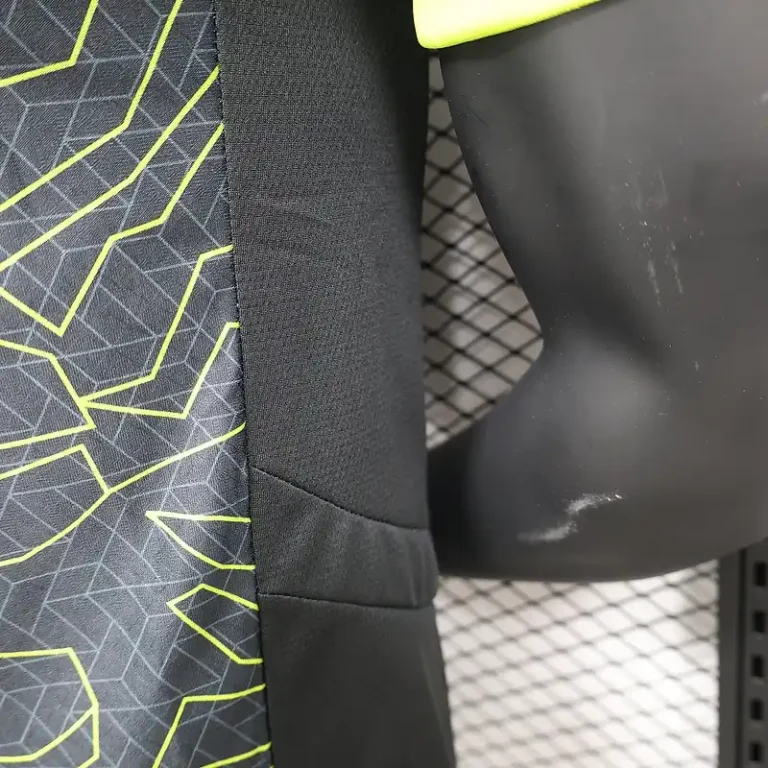 Borussia Dortmund 24/25 Black & Yellow Special Edition Kit - Player Version - Image 8