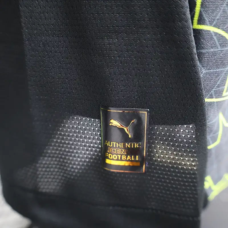 Borussia Dortmund 24/25 Black & Yellow Special Edition Kit - Player Version - Image 10