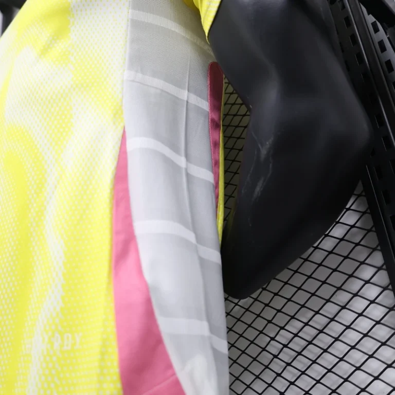 Juventus 24/25 Away Jersey - Player Version - Image 5