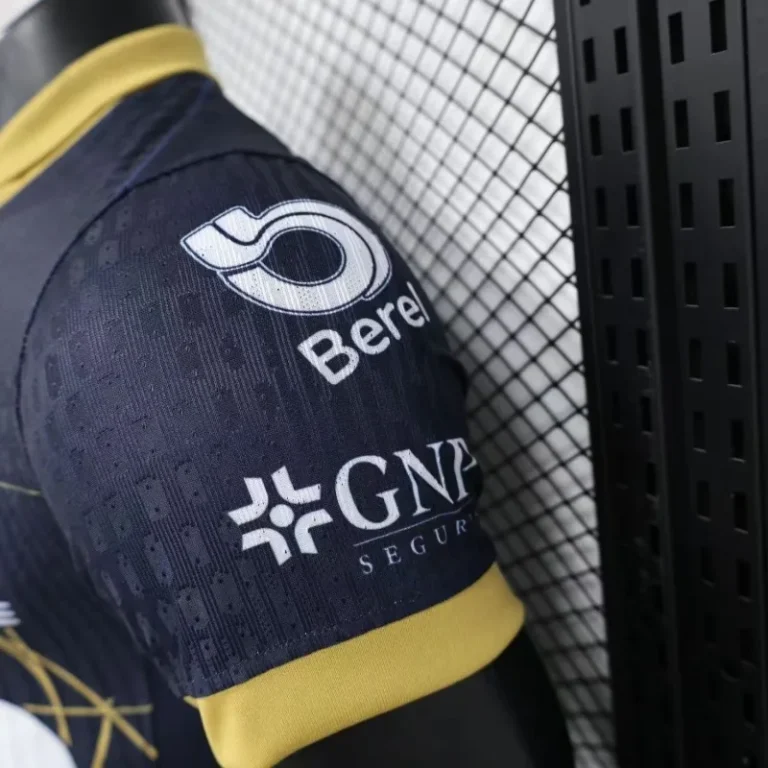 Pumas UNAM 24/25 Away Kit – Player Version - Image 4