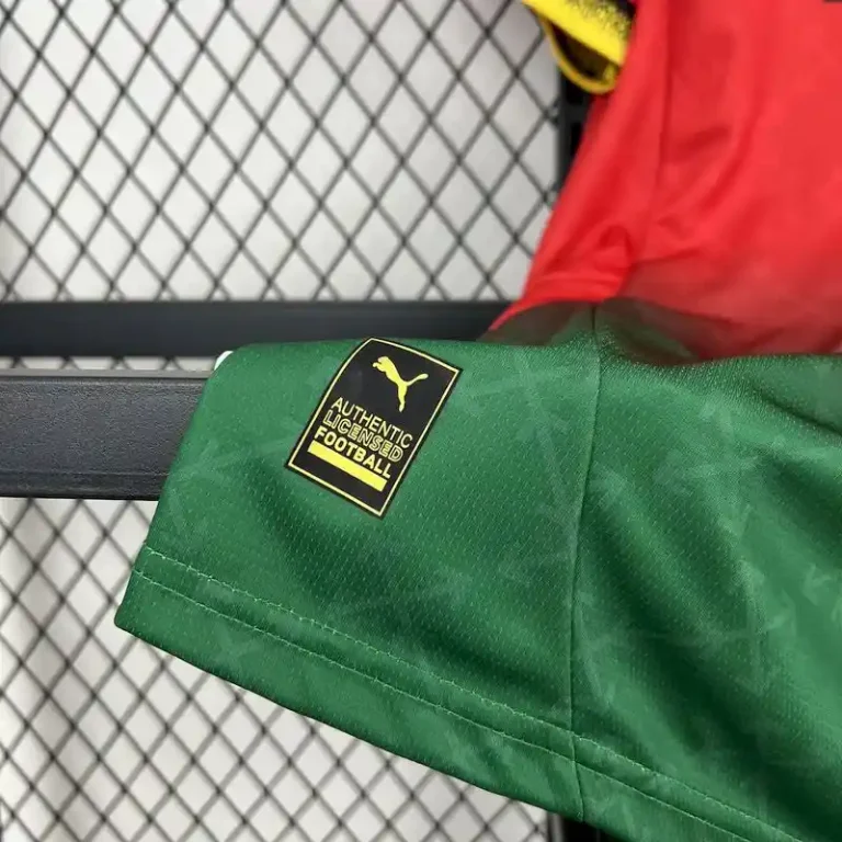 Ac Milan 25/26 Red Off White Special Kit – Fan Version - Image 6