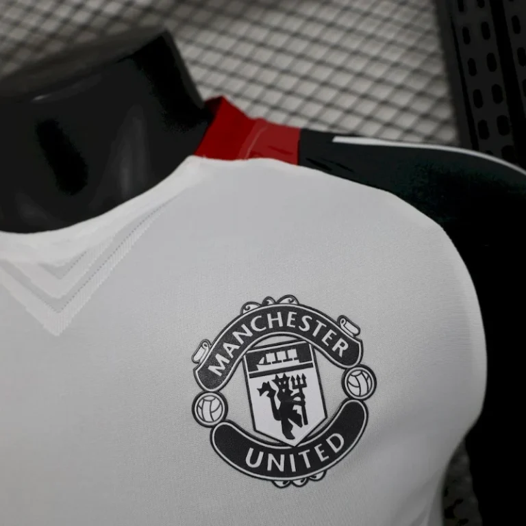 Manchester United White Special Edition 2025/26 – Player Version - Image 4