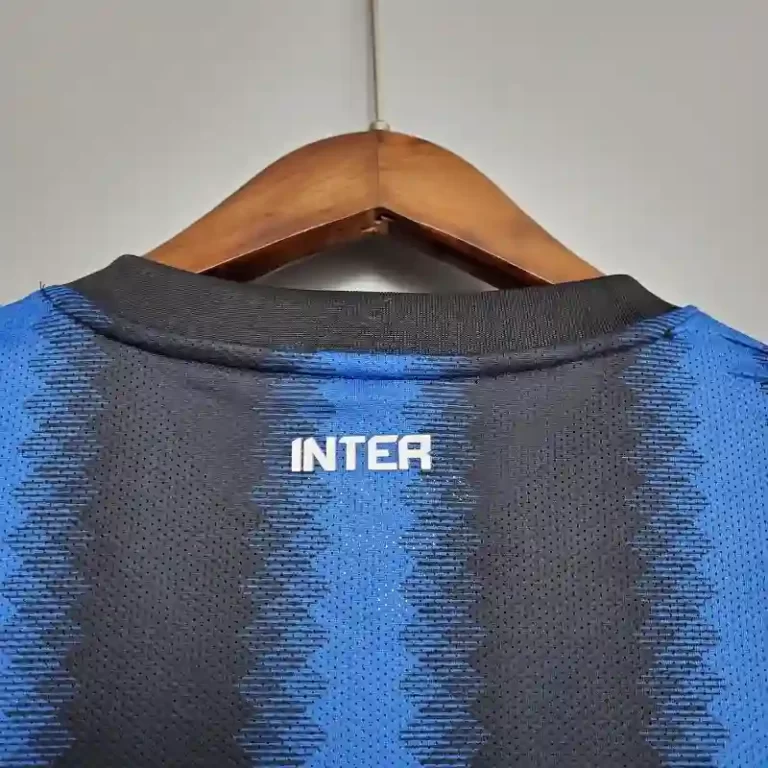 Inter Milan 2010-11 Home Retro Jersey - Image 8