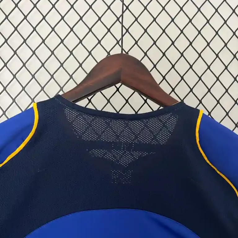 Juventus 2004-05 Away Kit - Image 7