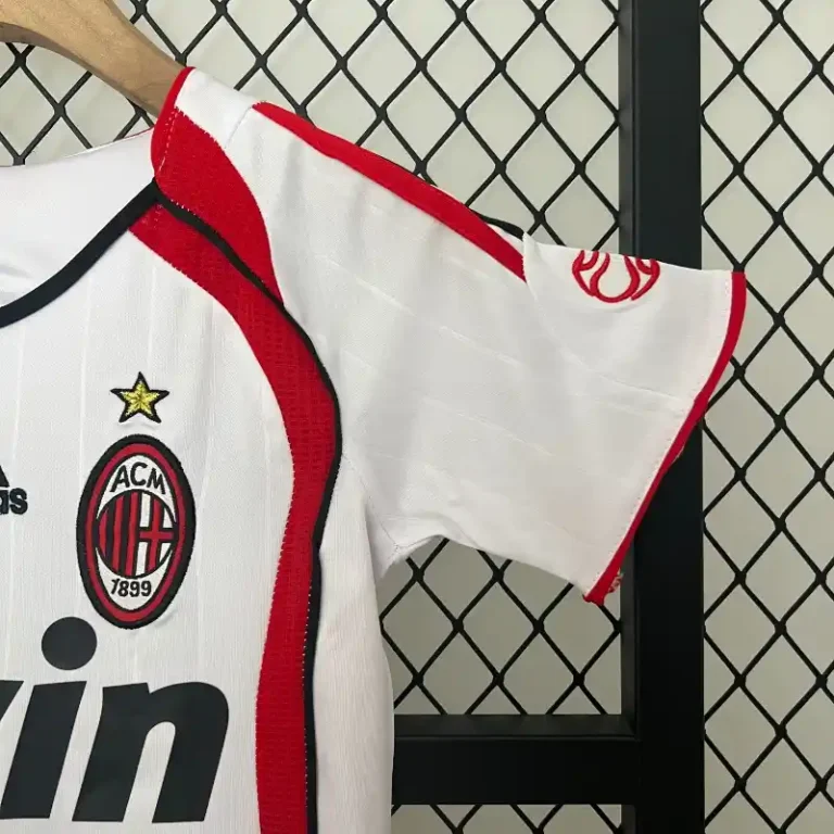 Ac Milan 2006-07 Away kit – Kids - Image 4