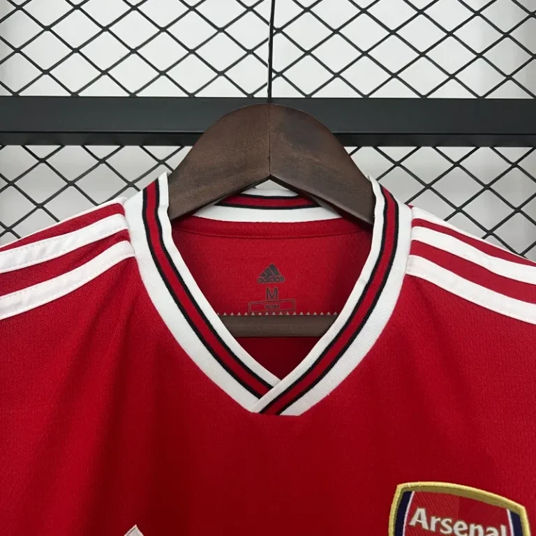Arsenal 2019-20 Home Retro Kit - Image 5