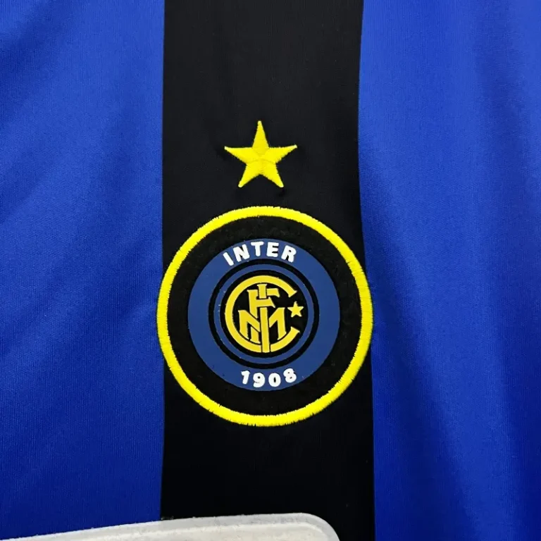 Inter Milan 2002-03 Home Retro Jersey - Image 2
