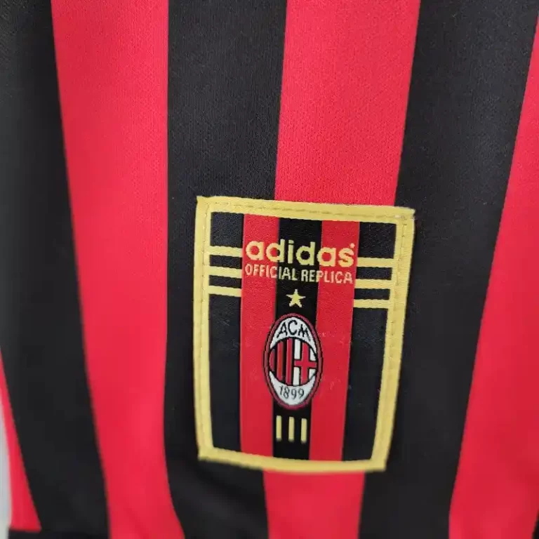 AC Milan 1999-2000 Home Kit -Long Sleeve - Image 6