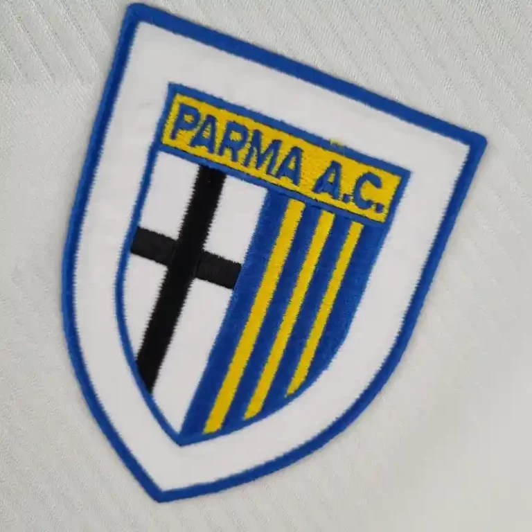 Parma Calcio 1993-95 Away Kit - Image 3