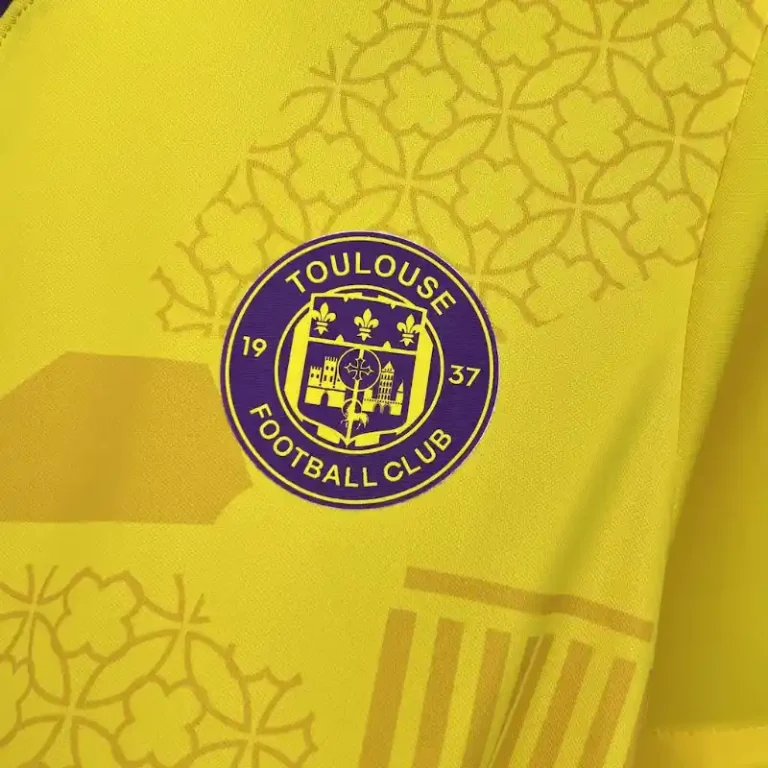 Toulouse 24/25 Away Kit – Fan Version - Image 3