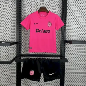Sporting Lisbonne 24/25 Pink kit - Kids