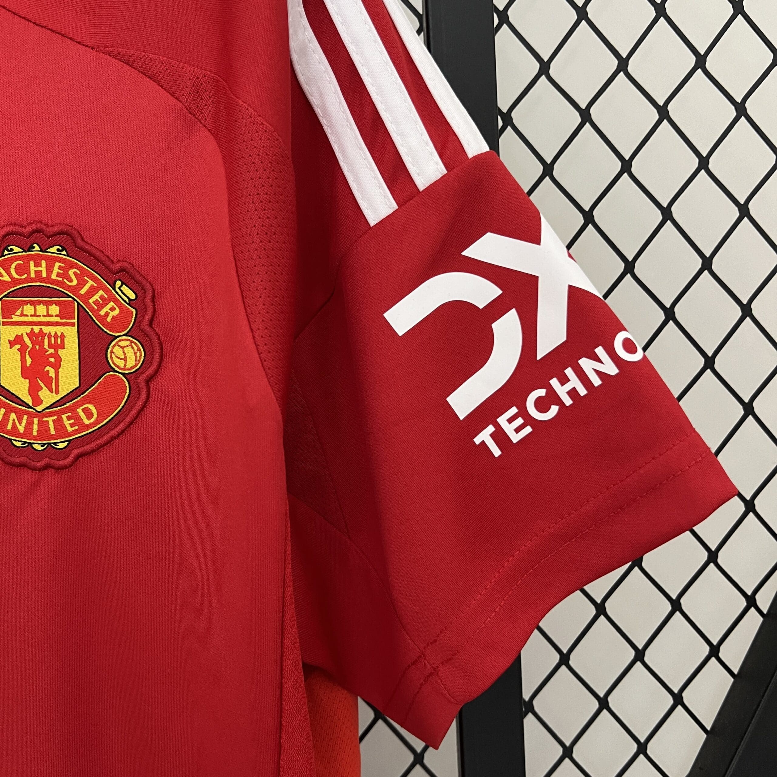 Manchester United 2024/25 home Kit – Fan Version - Image 4