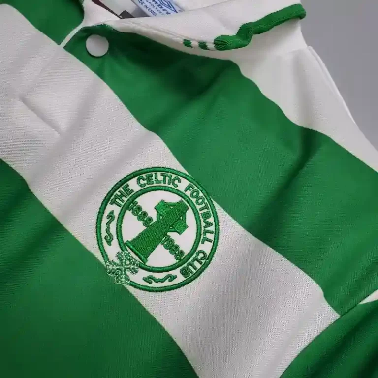 Celtic 1987-89 Home kit - Image 4