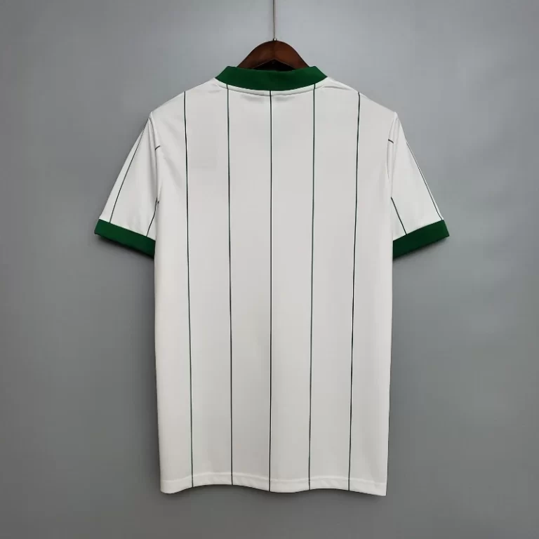 Celtic 1984-86 Away kit - Image 7