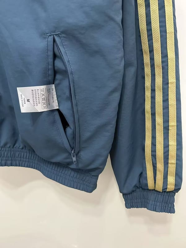 Manchester United 2025/26 Windbreaker Reversible - Blue - Image 5