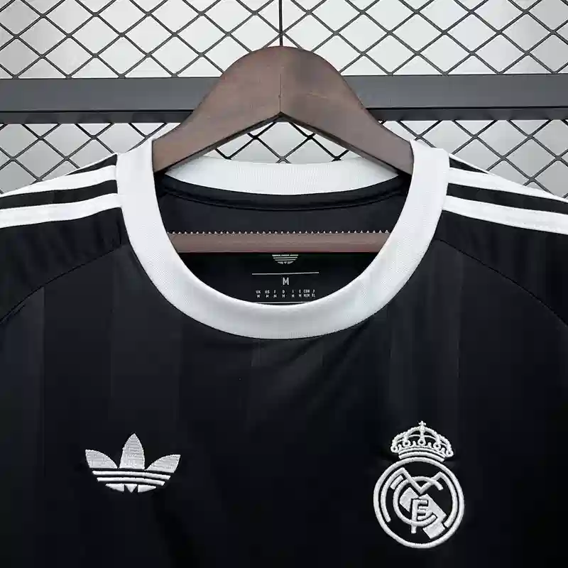 Real Madrid Special Edition Black Kit 25/26 – Fan Version - Image 5