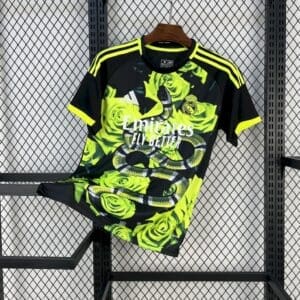 Real Madrid Snake Green Roses Kit – Fan Version