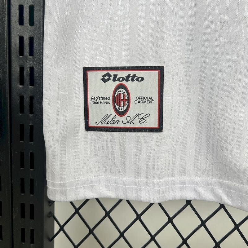 Ac Milan 25/26 Away Retro Kit – Fan Version - Image 6