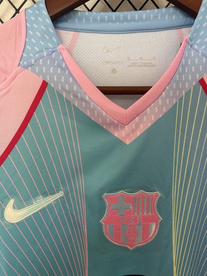 FC Barcelona Pink and Blue Kit -Fan Version - Image 3