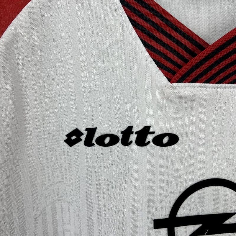 Ac Milan 25/26 Away Retro Kit – Fan Version - Image 3