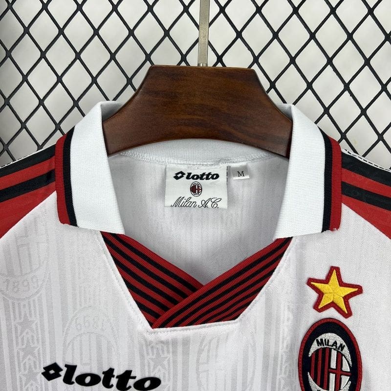 Ac Milan 25/26 Away Retro Kit – Fan Version - Image 2