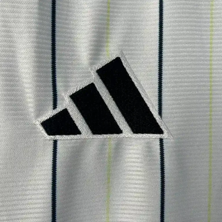 Real Madrid 25/26 Baseball Kit – Fan Version - Image 6