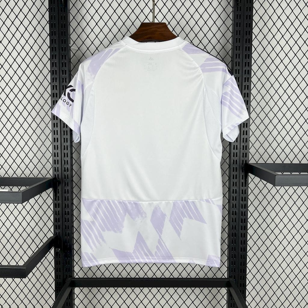 Manchester United 2025/26 Away Kit – Fan Version - Image 6