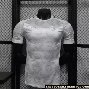 Real Madrid LV Kit
