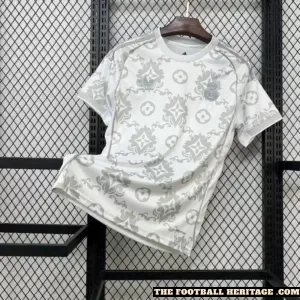 Real Madrid Lv Silver Kit