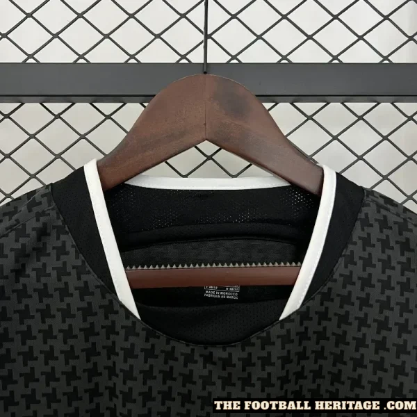 MANCHESTER UNITED 2004/2005 Away Kit - Image 3